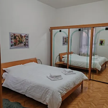 Apartment In The Historical House Timisoara Exterior photo